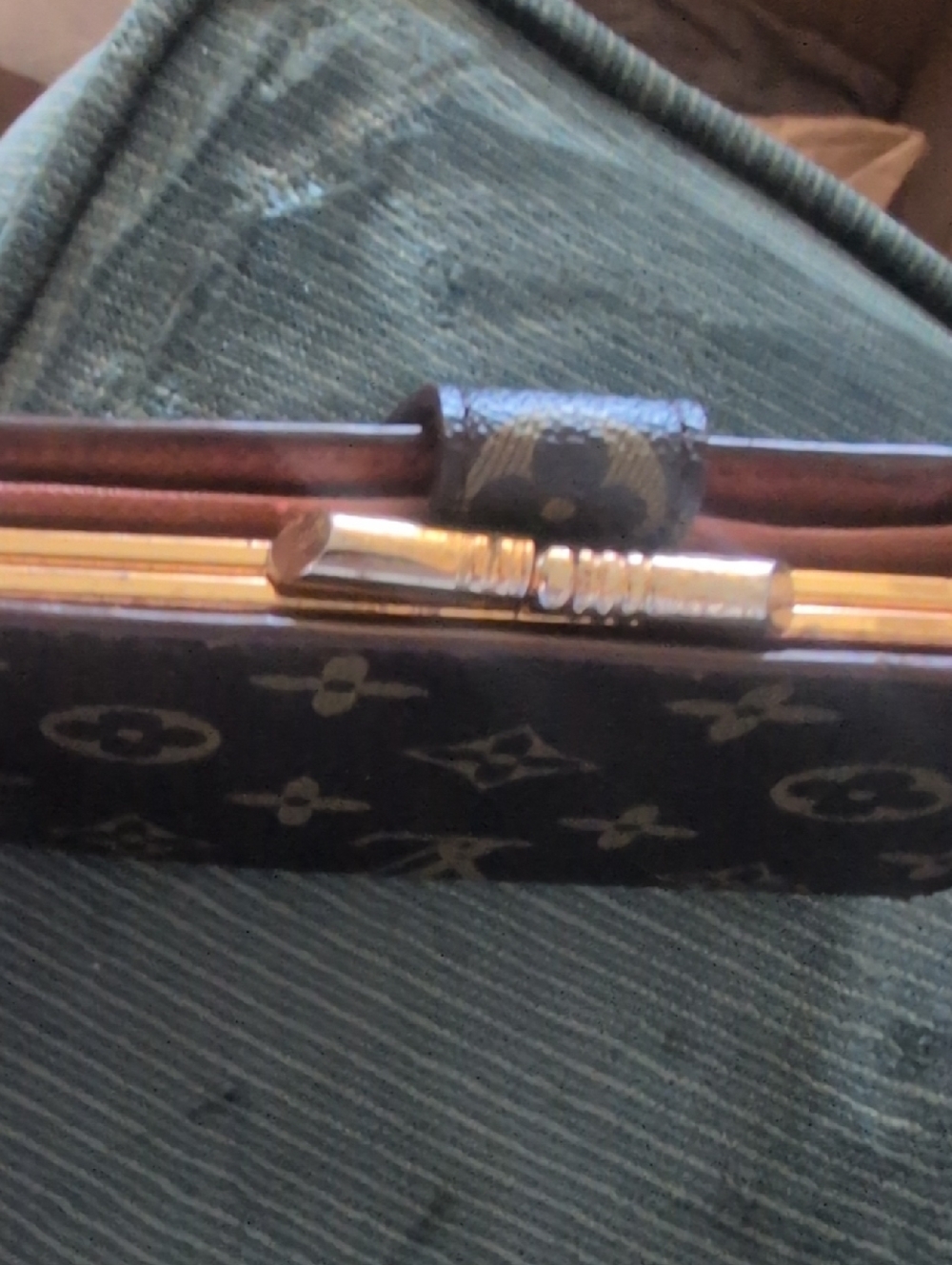 Vtg Louis Vuitton Monogram Canvas Brown & Tan Snap Wallet W Kiss Lock Coin Purse - Picture 4 of 9